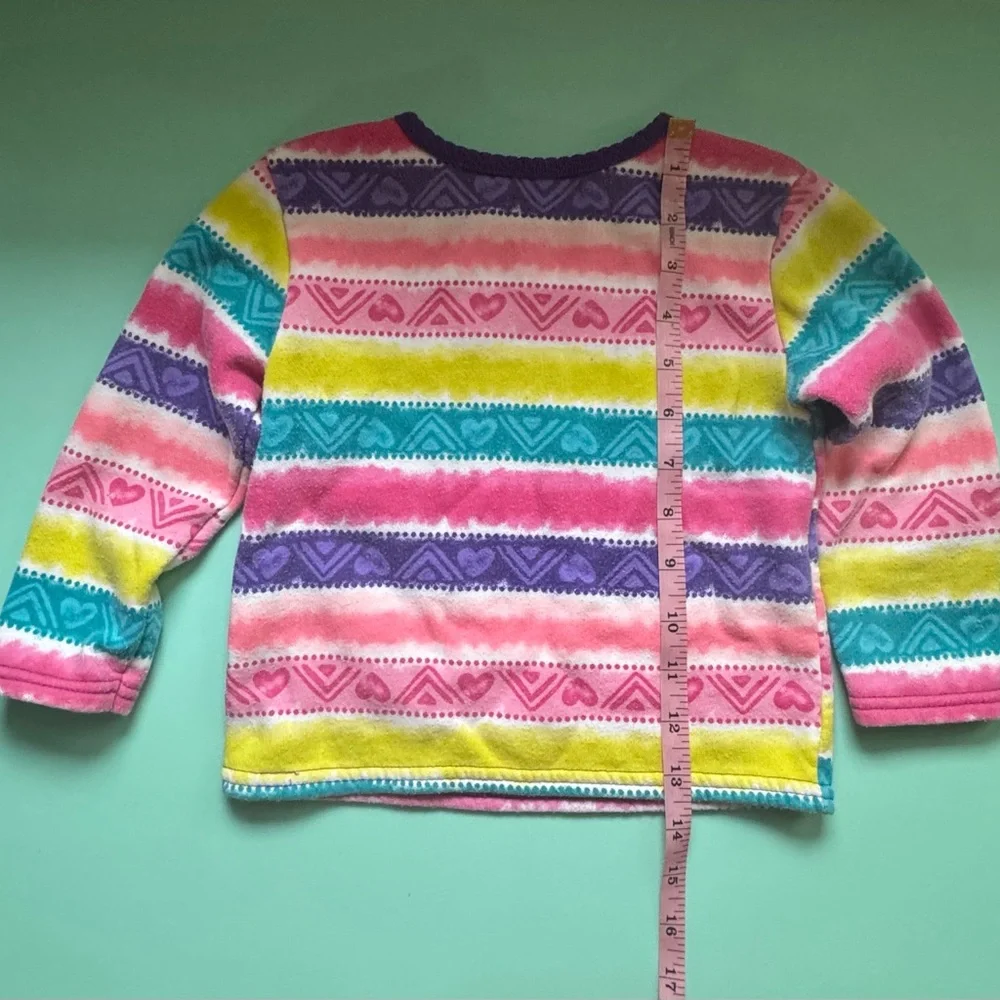 Size‎ 3Toddler Lot Of 4 - 1 Jeans, 1 Sweater, 1 Sweatshirt, 1 Socks